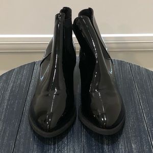 Ladies Faux Patent Leather Booties